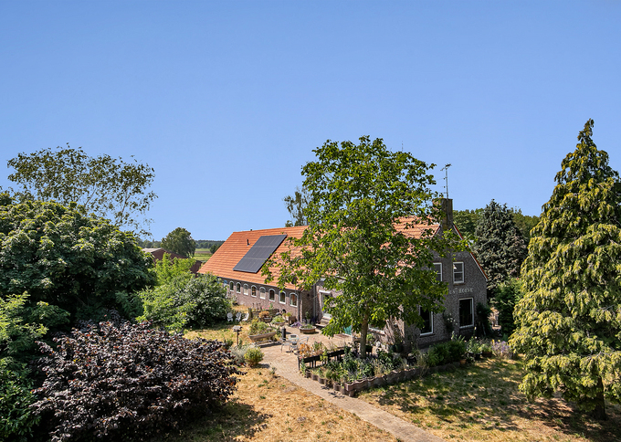 Woonboerderij te koop in Noord-Brabant - Vredepeelweg 1, Overloon