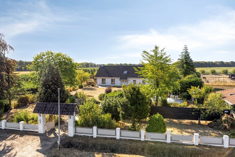 Herenhuis te koop in Noord-Brabant -&nbsp;Lochterweg 7, Budel-Schoot