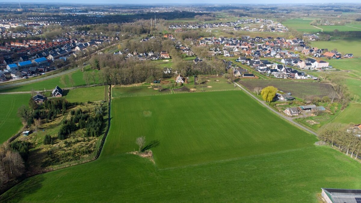Bornsedijk ong, Deurningen