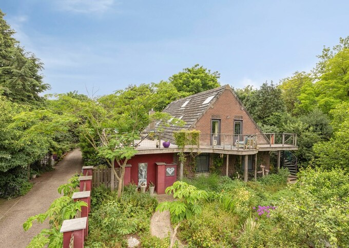 Te koop in Gelderland -&nbsp;Rijksweg 224, Heumen